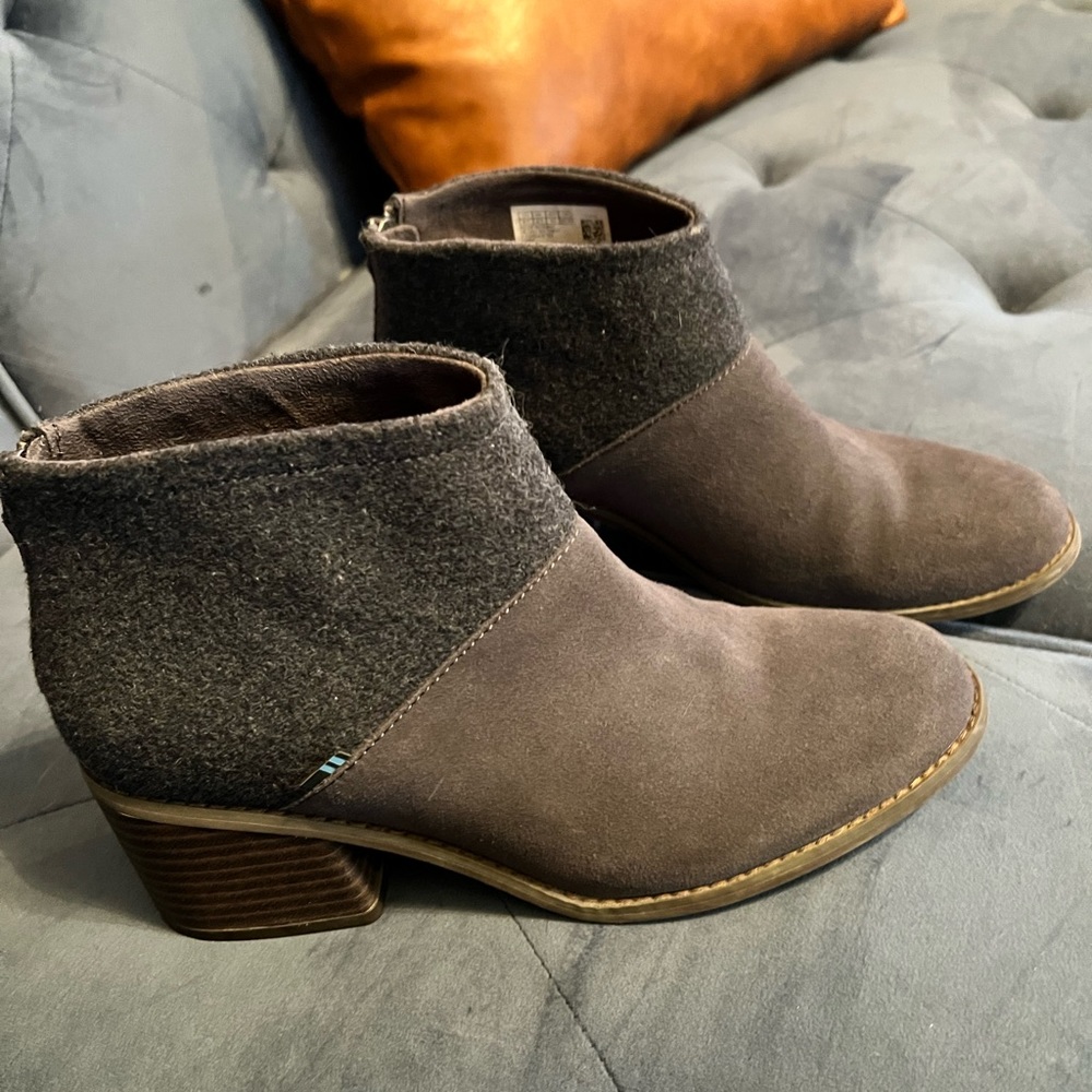 Toms Gray Booties